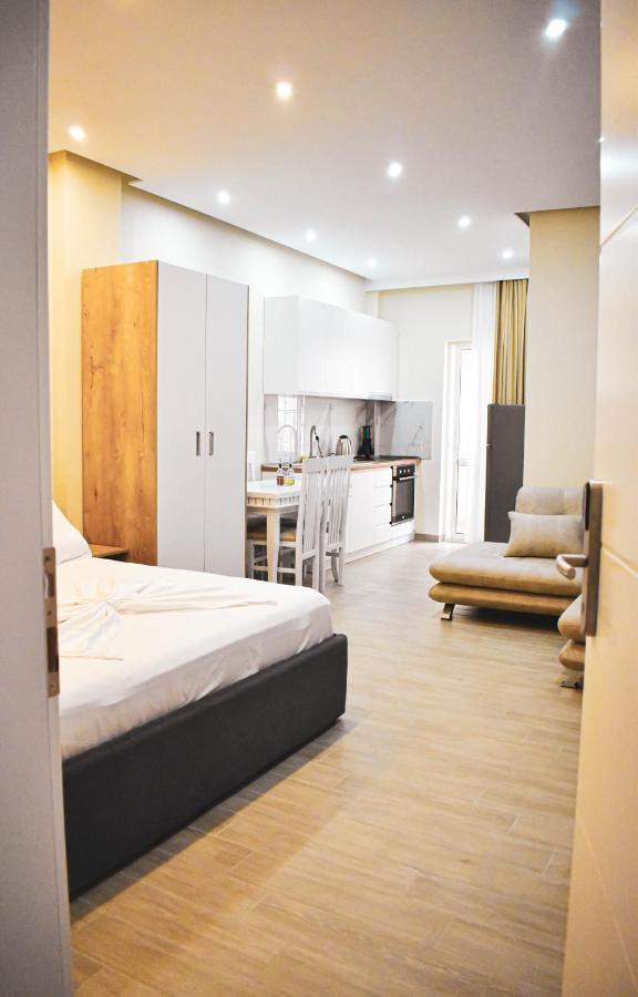 Delmar Apartments Golem  Dış mekan fotoğraf
