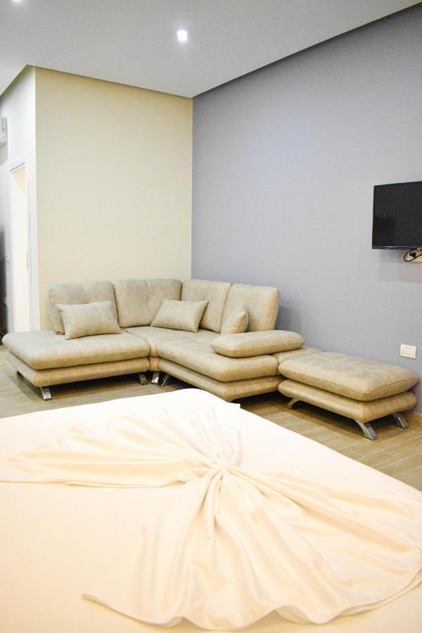 Delmar Apartments Golem  Dış mekan fotoğraf