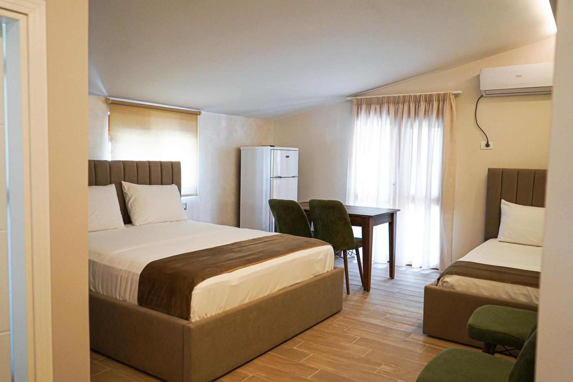 Delmar Apartments Golem  Dış mekan fotoğraf