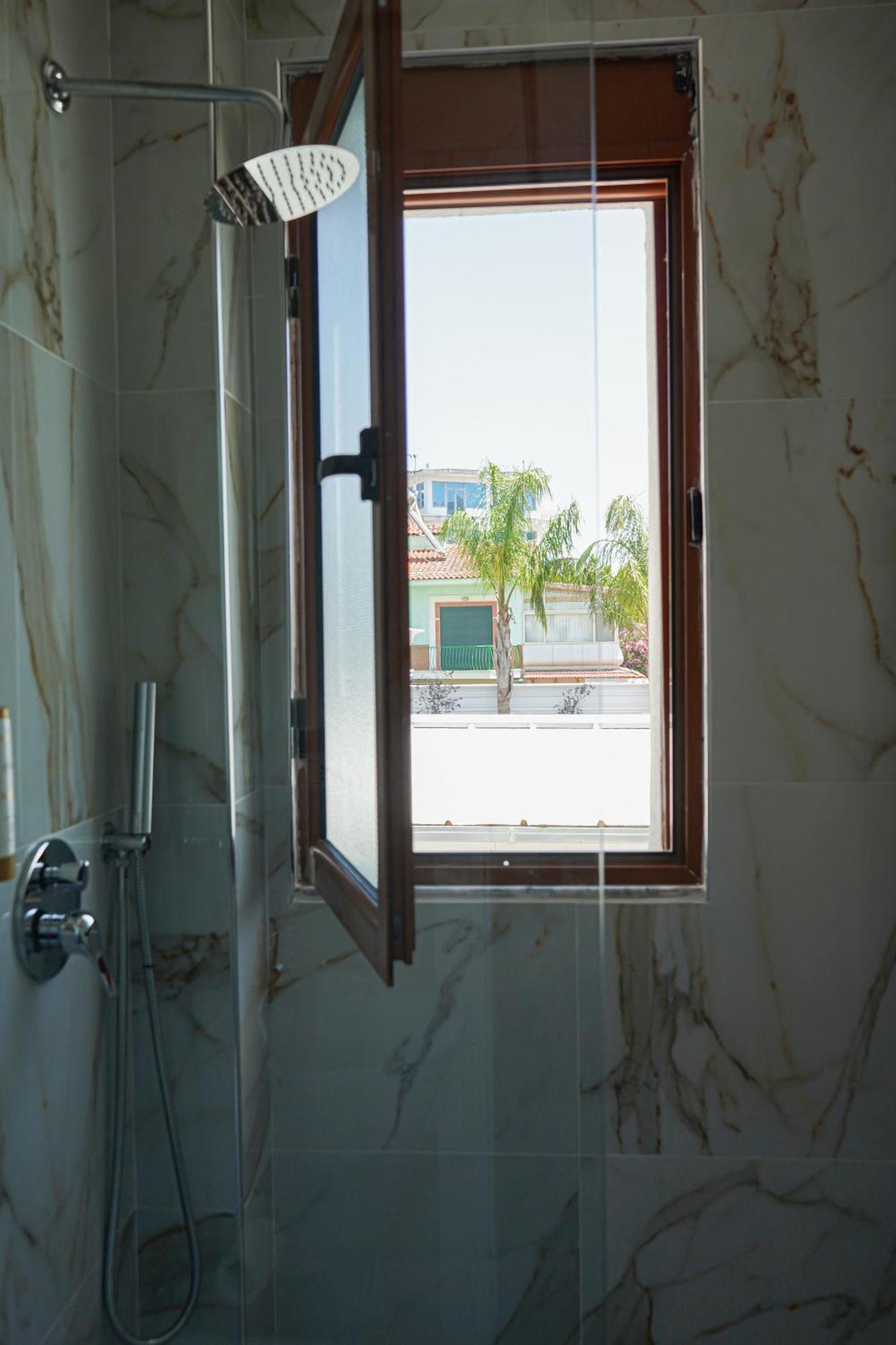 Delmar Apartments Golem  Dış mekan fotoğraf