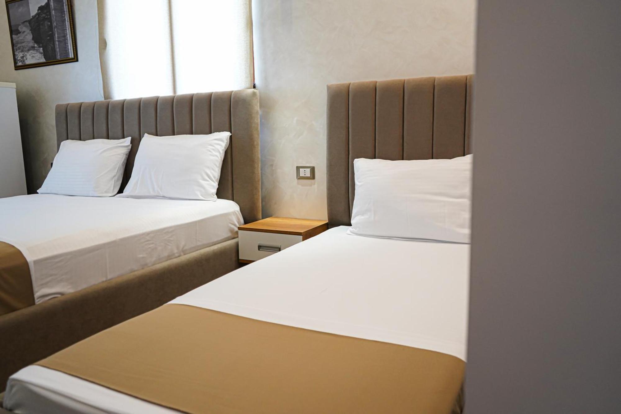 Delmar Apartments Golem  Dış mekan fotoğraf
